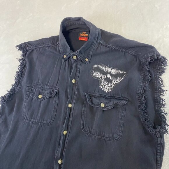 Hot Leathers Men's 'Shredder Skull' Black Sleeveless Denim Button Down Vest - Picture 2 of 8